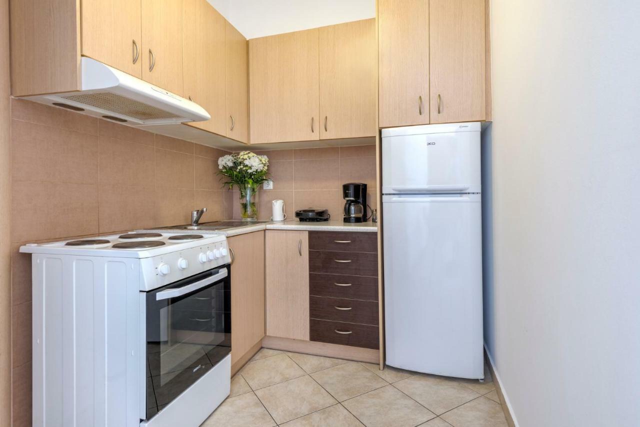 Ethrionplus Two Rooms Apartments Balconies 100 M From The Port Ermoupoli Luaran gambar