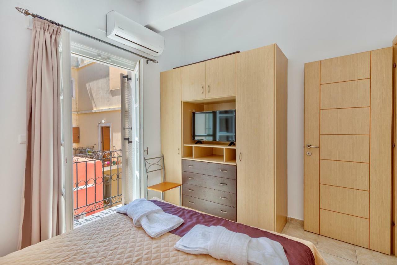 Ethrionplus Two Rooms Apartments Balconies 100 M From The Port Ermoupoli Luaran gambar
