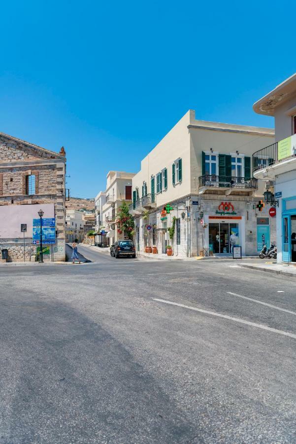 Ethrionplus Two Rooms Apartments Balconies 100 M From The Port Ermoupoli Luaran gambar